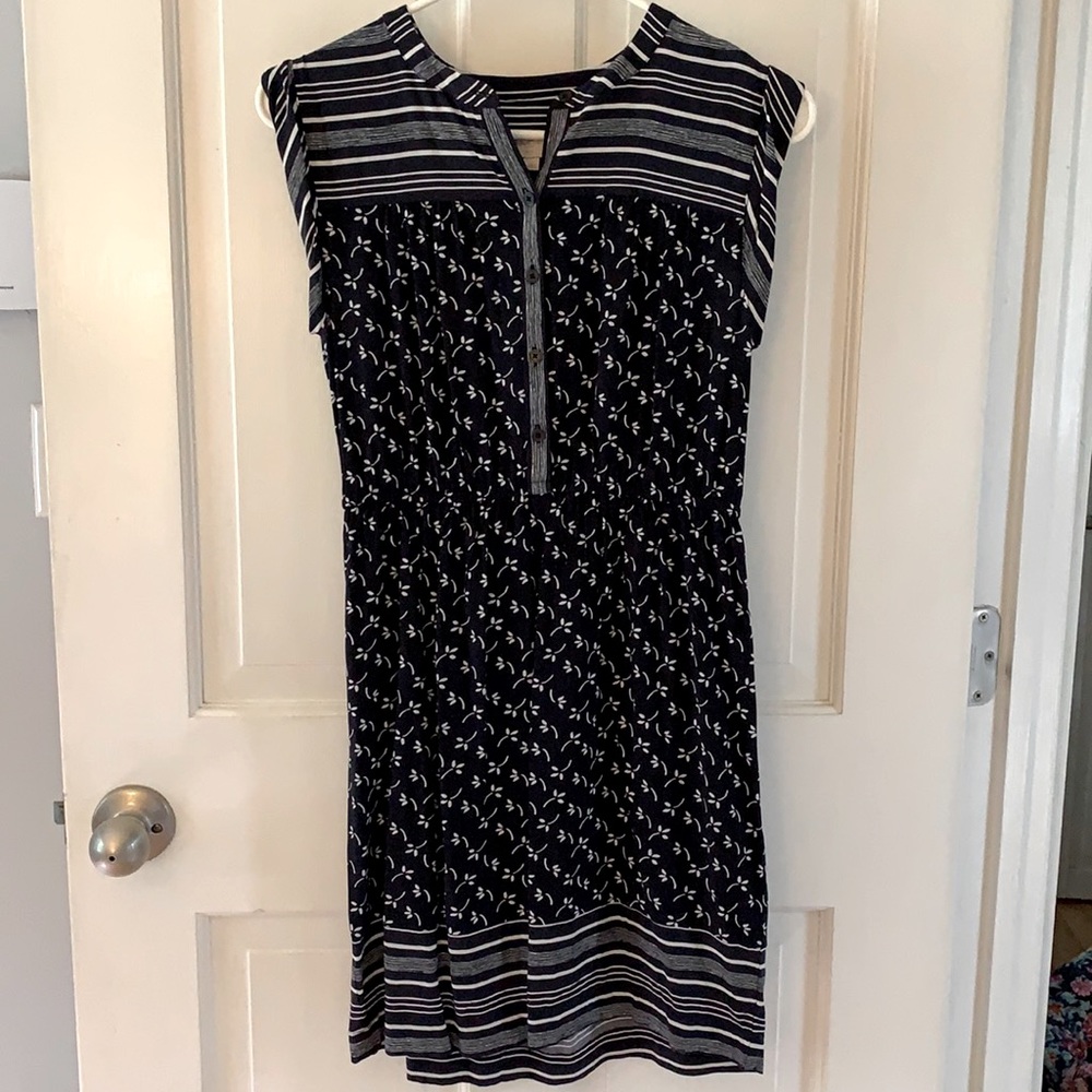 XSP Loft navy and white dress